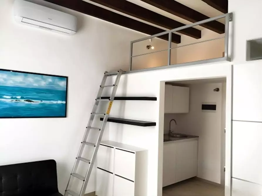 Immagine 8 di Appartamento in affitto  in Via Savona a Milano