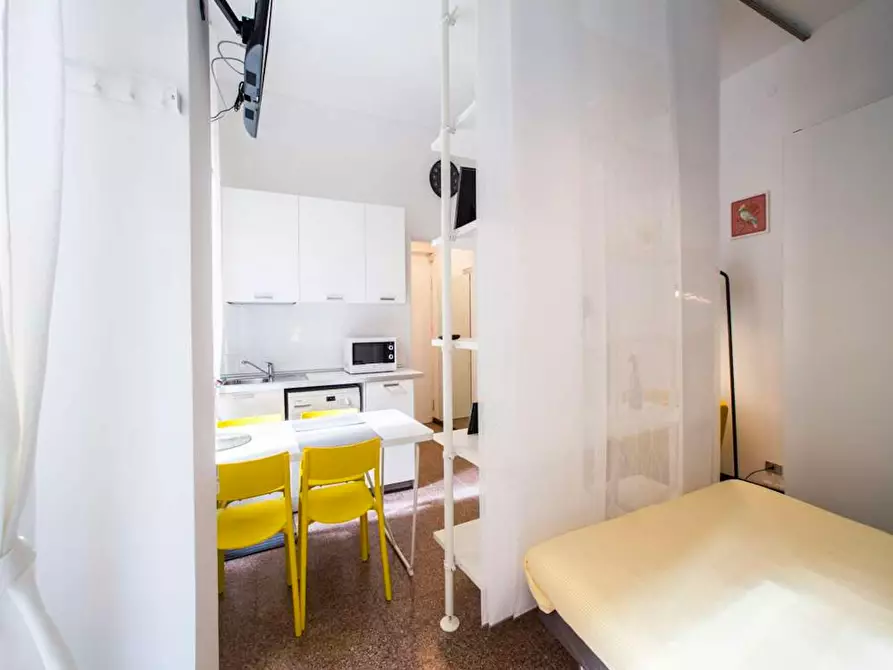 Immagine 5 di Appartamento in affitto  in Via San Calocero a Milano