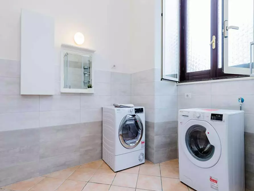 Immagine 9 di Camera in affitto  in Via Boncompagni a Roma