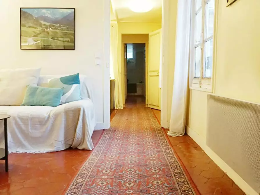 Immagine 10 di Appartamento in affitto  in Place Hoche a Versailles