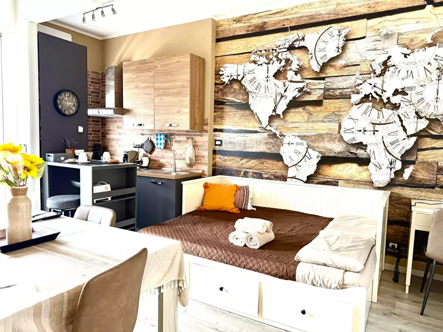 Immagine 1 di Appartamento in affitto  in Via Celeste Negarville a Torino