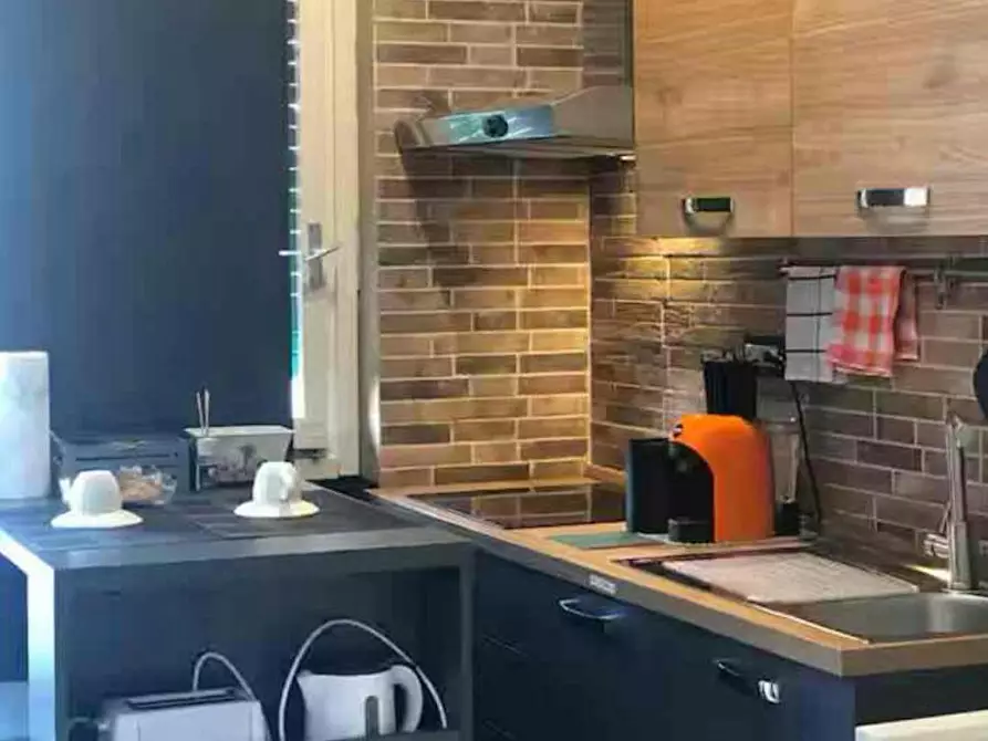 Immagine 2 di Appartamento in affitto  in Via Celeste Negarville a Torino