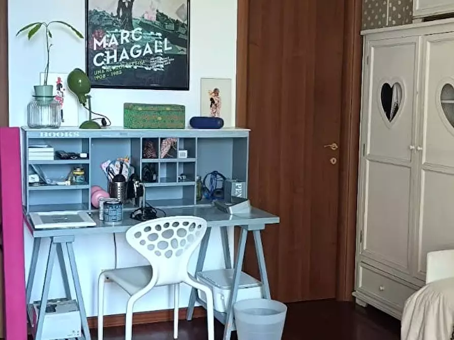 Immagine 6 di Camera in affitto  in Corso Ventidue Marzo a Milano