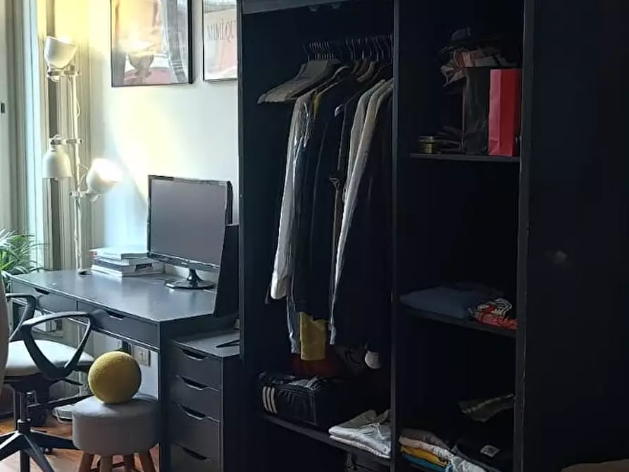 Immagine 3 di Camera in affitto  in Corso Ventidue Marzo a Milano