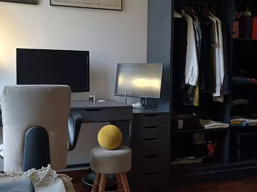 Immagine 5 di Camera in affitto  in Corso Ventidue Marzo a Milano