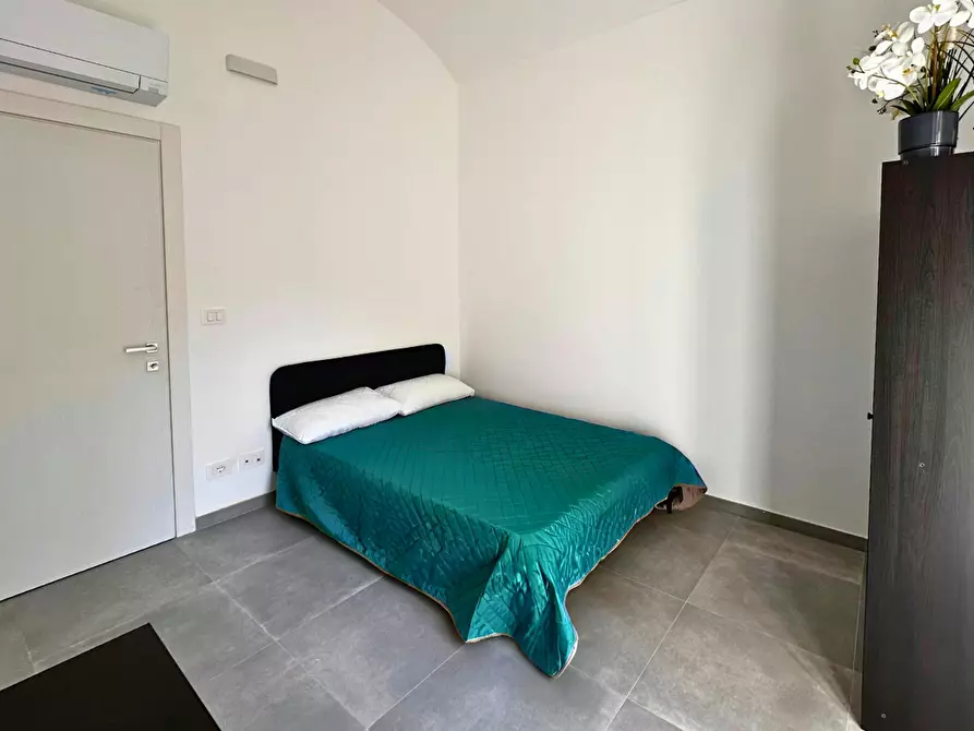Immagine 6 di Camera in affitto  in Via Rivalta a Torino