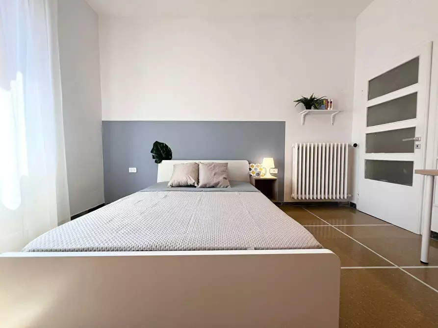 Immagine 6 di Camera in affitto  in Via Toscana a Bologna