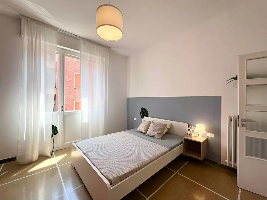 Immagine 1 di Camera in affitto  in Via Toscana a Bologna