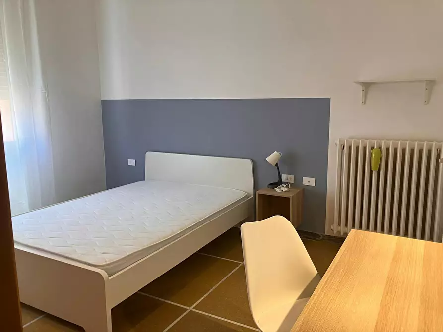 Immagine 2 di Camera in affitto  in Via Toscana a Bologna