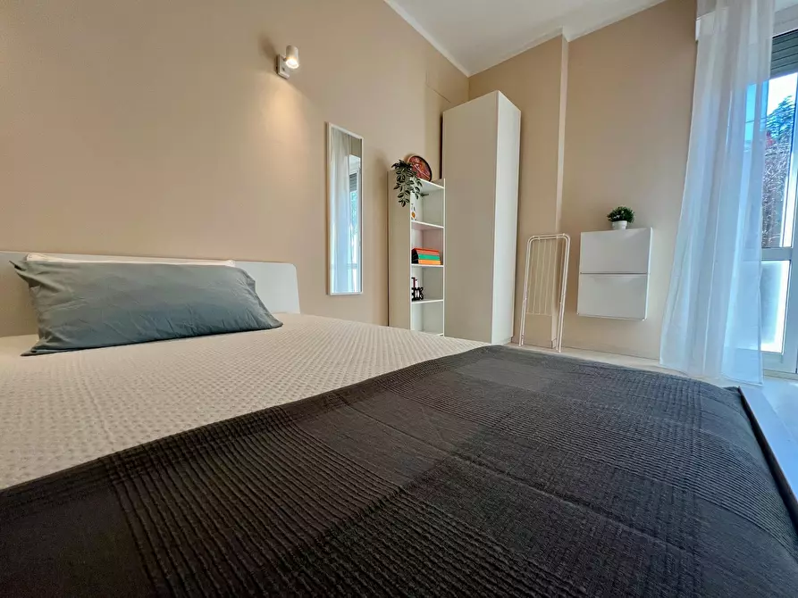 Immagine 9 di Camera in affitto  in Via Toscana a Bologna