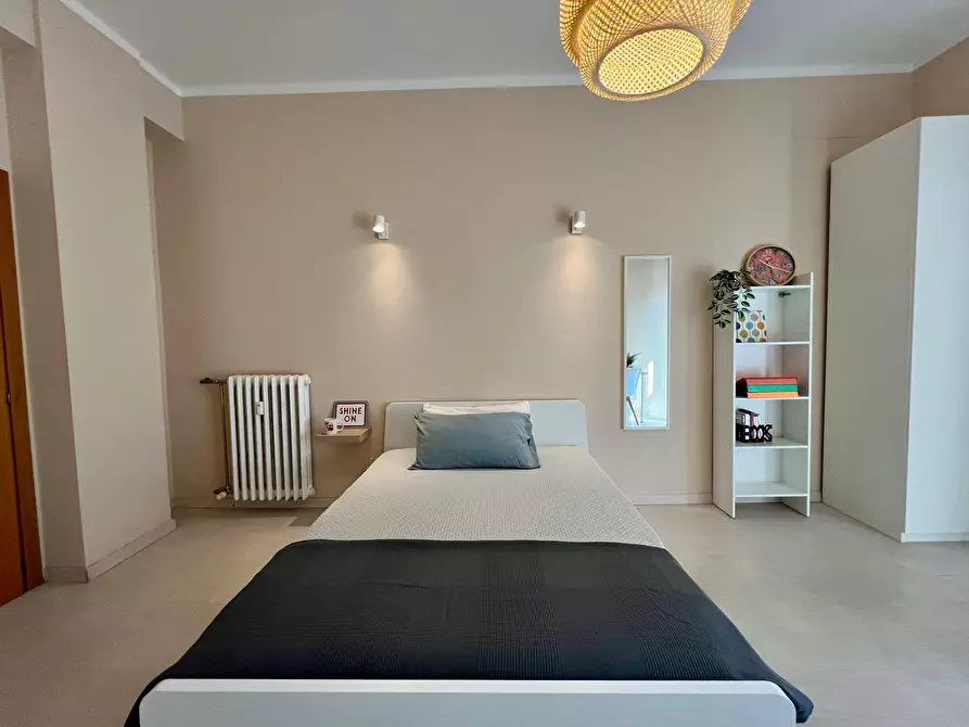 Immagine 5 di Camera in affitto  in Via Toscana a Bologna