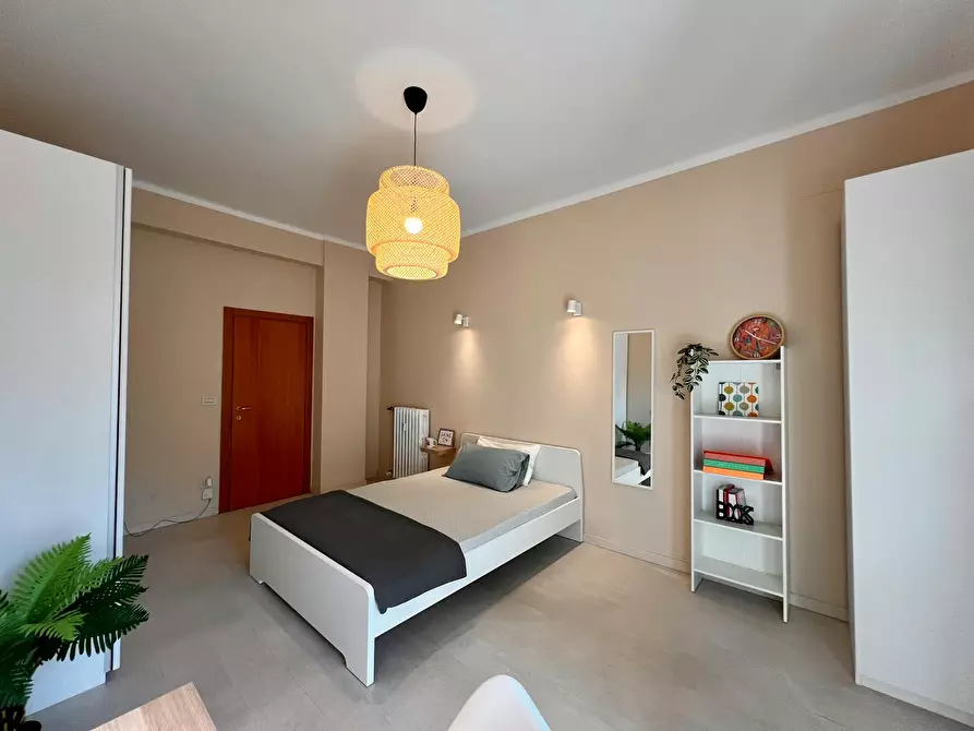 Immagine 1 di Camera in affitto  in Via Toscana a Bologna