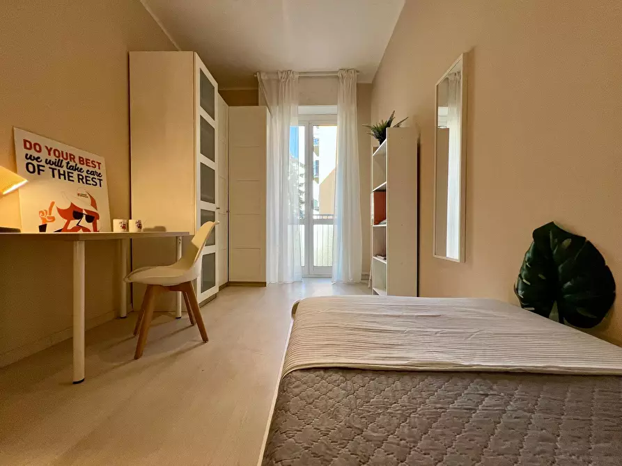 Immagine 5 di Camera in affitto  in Via Toscana a Bologna