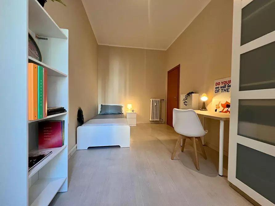 Immagine 7 di Camera in affitto  in Via Toscana a Bologna
