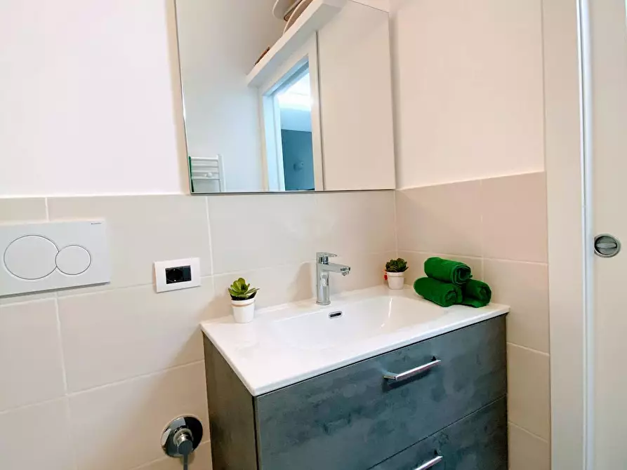 Immagine 7 di Appartamento in affitto  in Via dei Campani a Roma