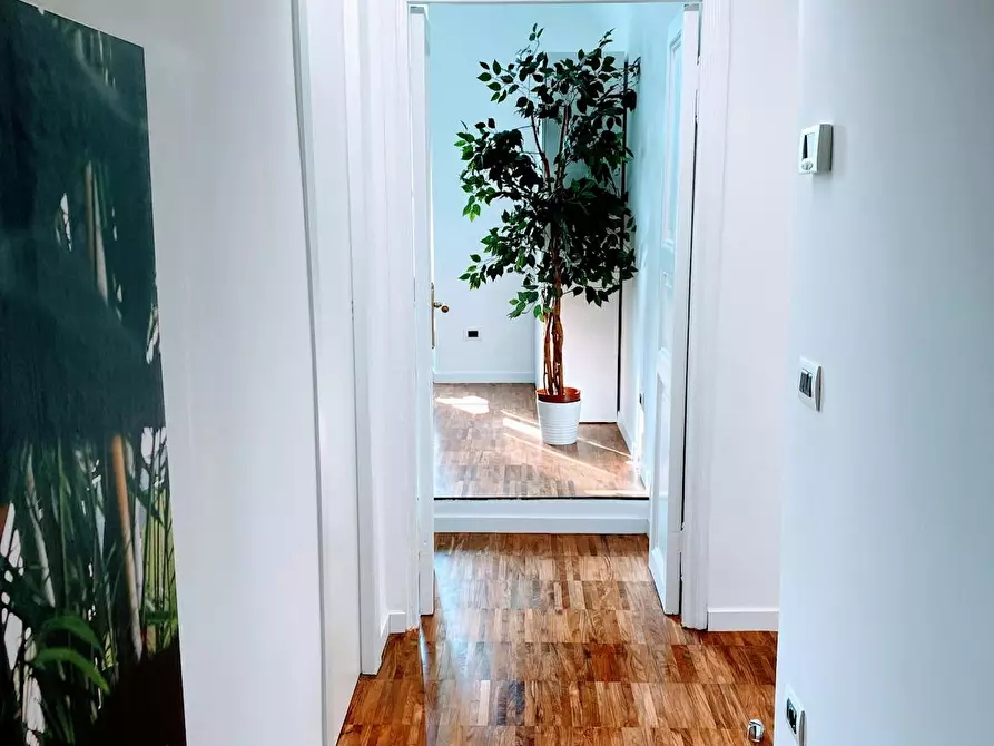 Immagine 9 di Appartamento in affitto  in Via dei Campani a Roma