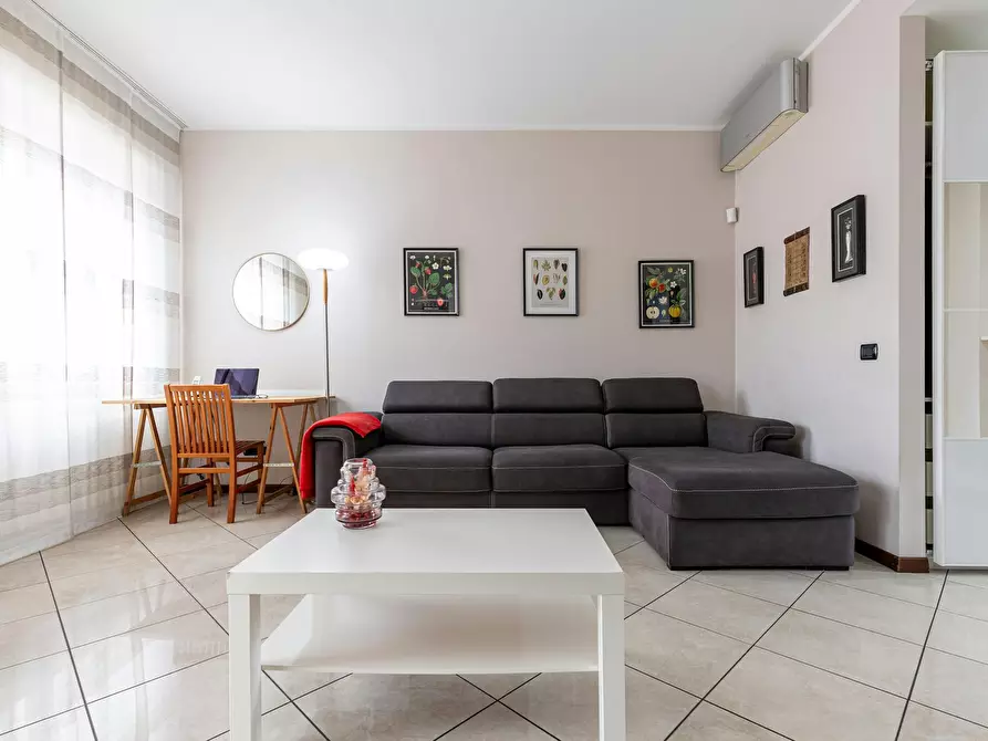 Immagine 2 di Appartamento in affitto  in Via della Capinera a Milano