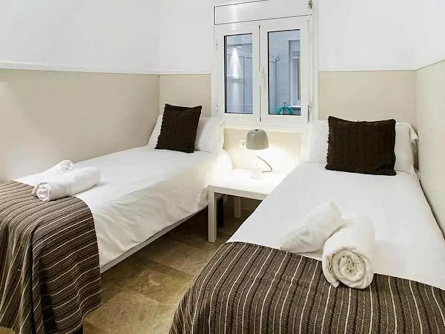 Immagine 9 di Appartamento in affitto  in Carrer de la Mercè a Barcelona