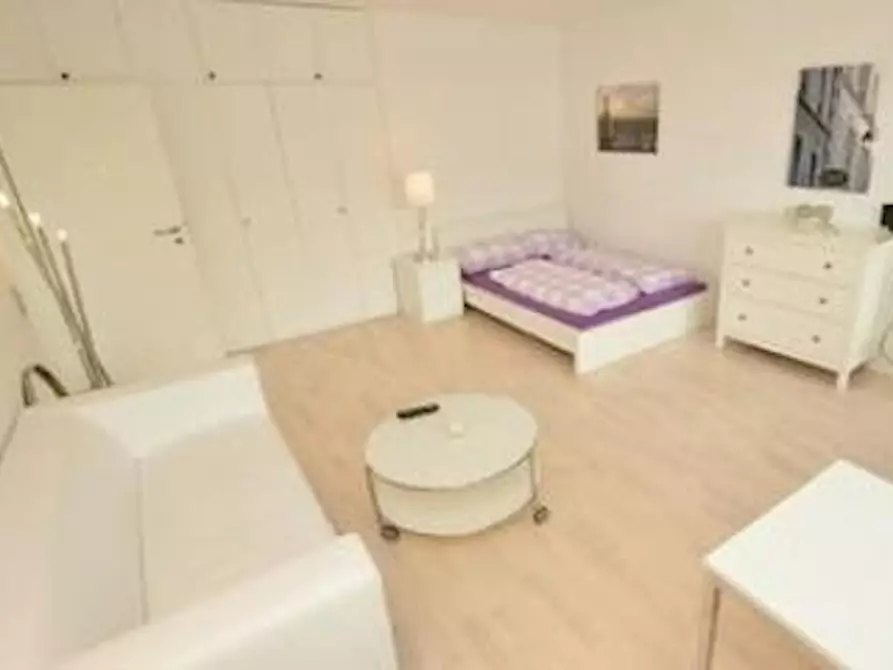 Immagine 7 di Appartamento in affitto  in Kaiserstraße a Düsseldorf