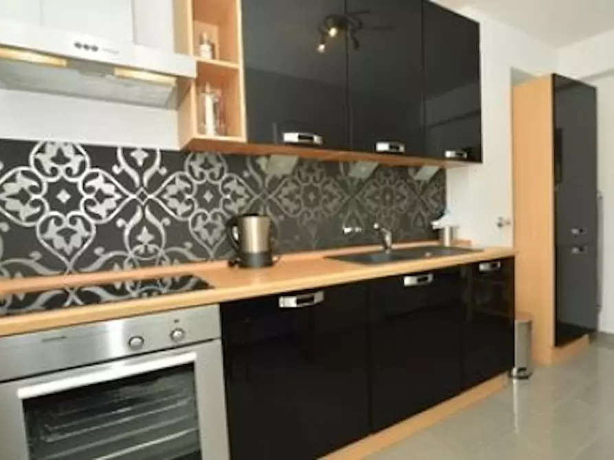 Immagine 4 di Appartamento in affitto  in Kaiserstraße a Düsseldorf