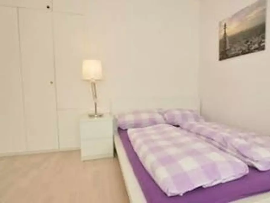 Immagine 8 di Appartamento in affitto  in Kaiserstraße a Düsseldorf