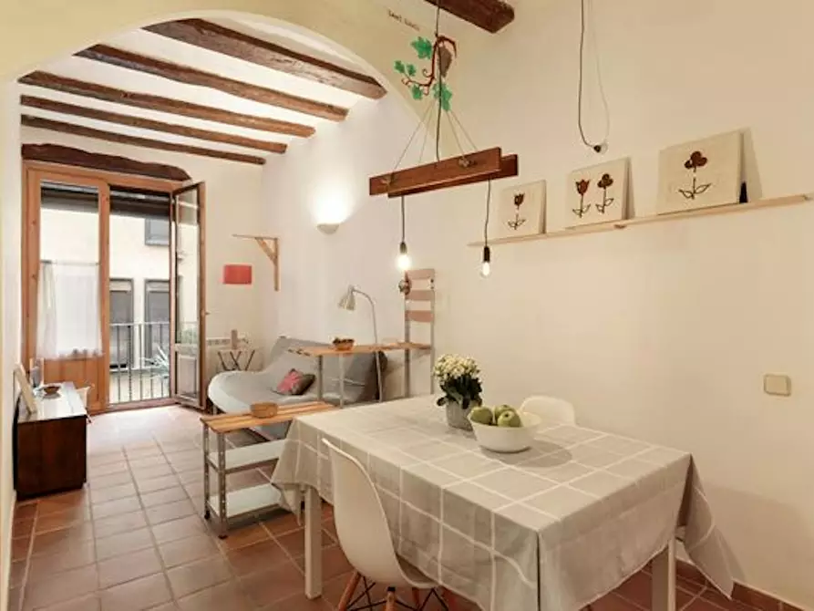Immagine 1 di Appartamento in affitto  in Carrer de les Moles a Barcelona