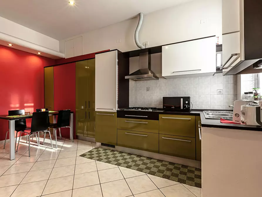 Immagine 4 di Camera condivisa in affitto  in Via Don Giuseppe Andreoli a Milano