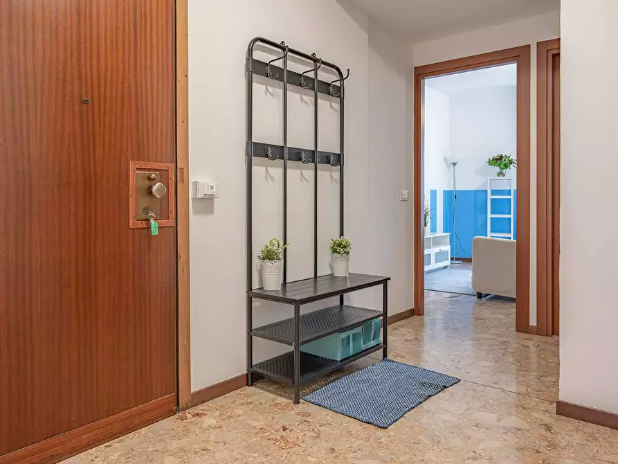 Immagine 8 di Camera in affitto  in Via Ponale a Milano