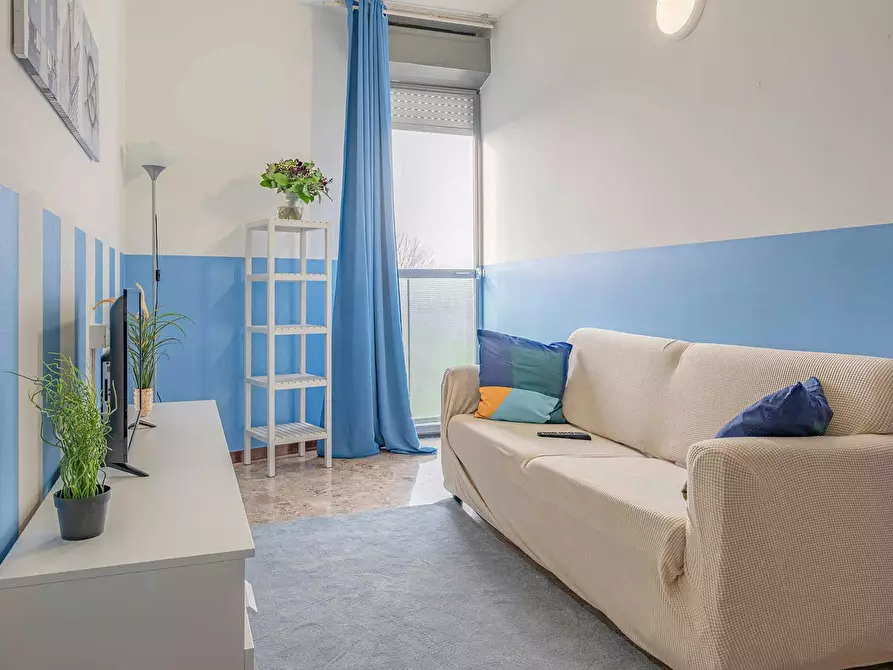 Immagine 4 di Camera in affitto  in Via Ponale a Milano