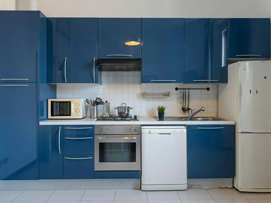 Immagine 10 di Camera in affitto  in Via Laurana a Milano