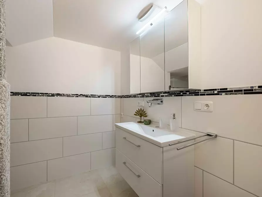 Immagine 3 di Camera in affitto  in Edelweißstraße a München