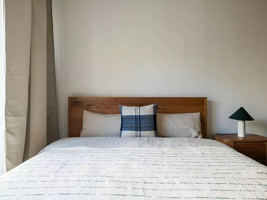 Immagine 8 di Appartamento in affitto  in Uhlandstraße a Berlin