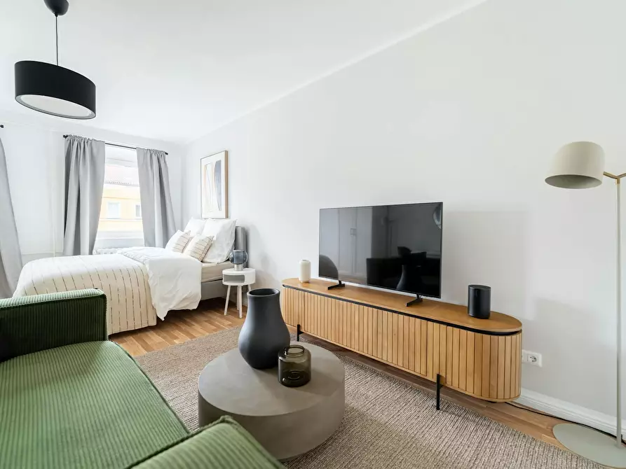Immagine 1 di Appartamento in affitto  in Swinemünder Straße a Berlin