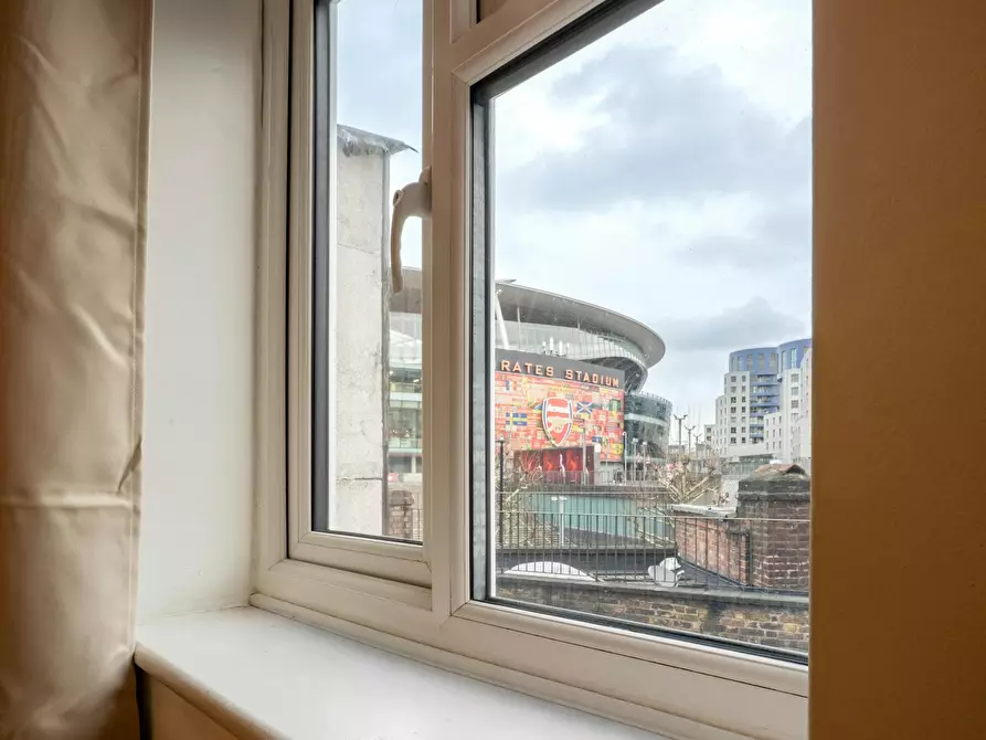Immagine 8 di Appartamento in affitto  in Hornsey Road a Islington