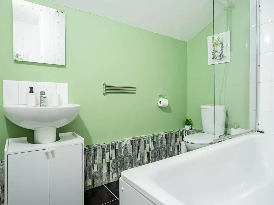 Immagine 5 di Appartamento in affitto  in Hornsey Road a Islington