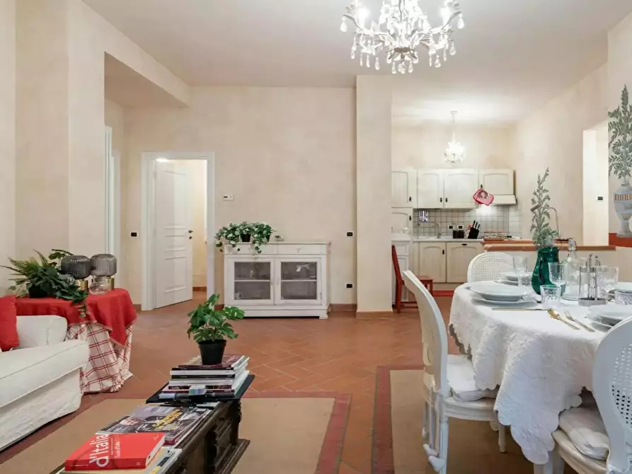 Immagine 10 di Appartamento in affitto  in Via Ghibellina a Firenze