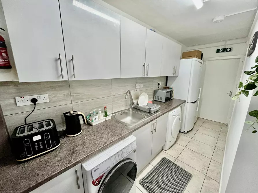 Immagine 10 di Camera condivisa in affitto  in Vigilant Close a Lewisham