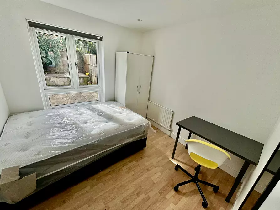 Immagine 4 di Camera condivisa in affitto  in Minerva Close a Lambeth