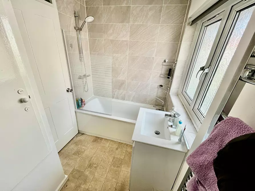 Immagine 6 di Camera condivisa in affitto  in Minerva Close a Lambeth