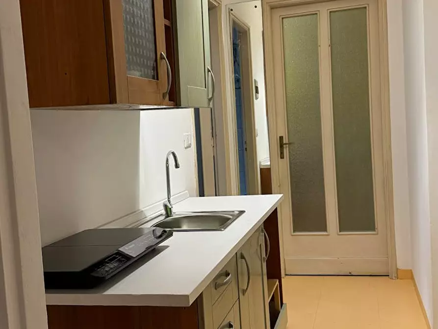 Immagine 10 di Camera in affitto  in Corso Trapani a Torino