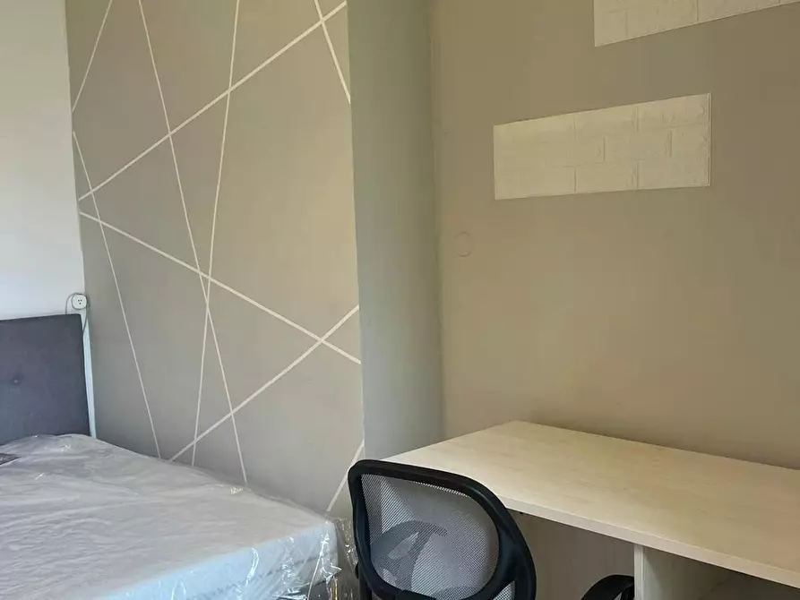 Immagine 6 di Camera in affitto  in Via Carlo Capelli a Torino