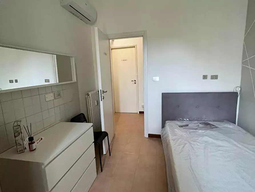 Immagine 1 di Camera in affitto  in Via Carlo Capelli a Torino