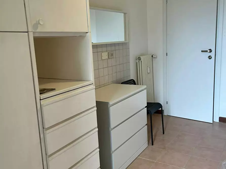 Immagine 5 di Camera in affitto  in Via Carlo Capelli a Torino