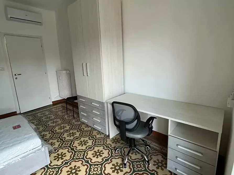 Immagine 3 di Camera in affitto  in Via Carlo Capelli a Torino