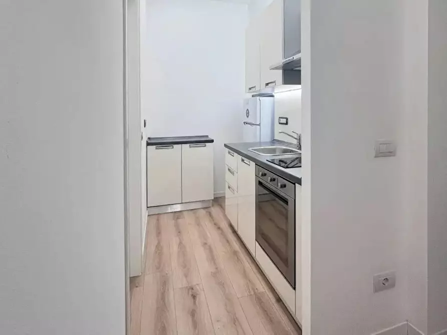 Immagine 8 di Camera in affitto  in Via Bramantino a Milano