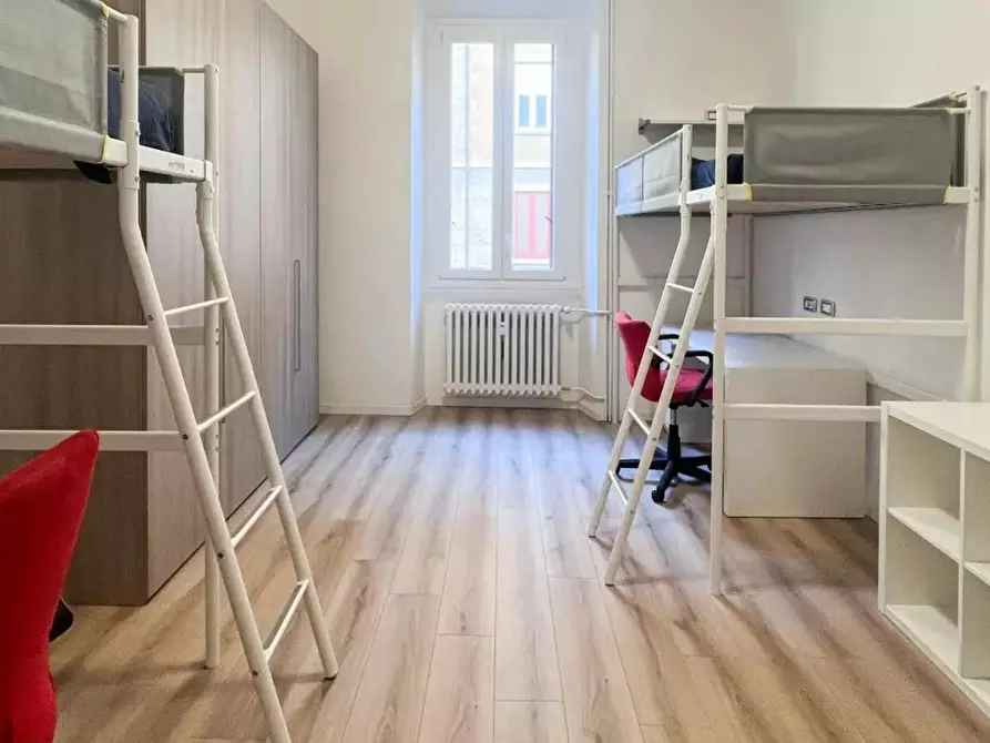 Immagine 1 di Camera condivisa in affitto  in Via Bramantino a Milano