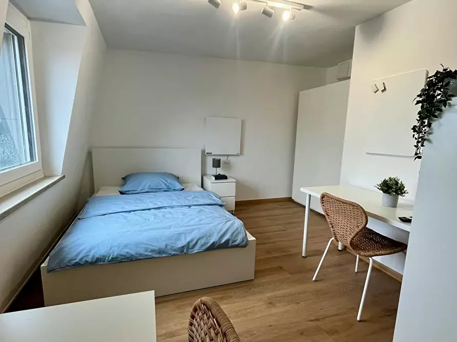 Immagine 2 di Camera in affitto  in Bauseweinallee a München