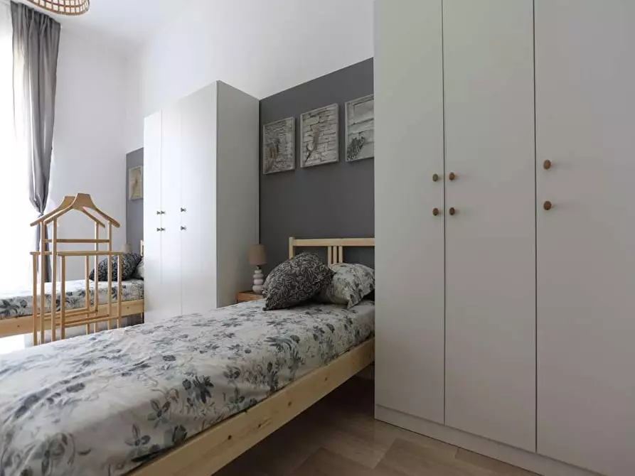 Immagine 6 di Camera in affitto  in Viale Romagna a Milano