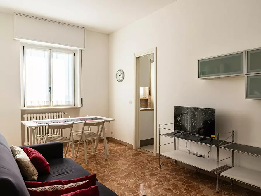 Immagine 2 di Appartamento in affitto  in Viale Giovanni da Cermenate a Milano