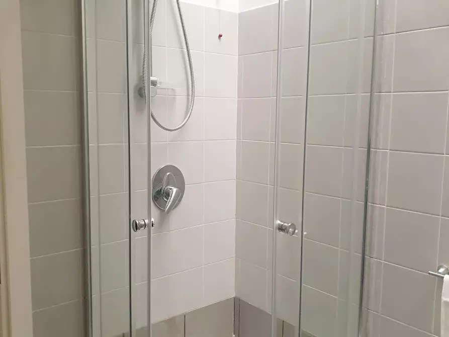 Immagine 8 di Appartamento in affitto  in Via Gorizia a Lecco